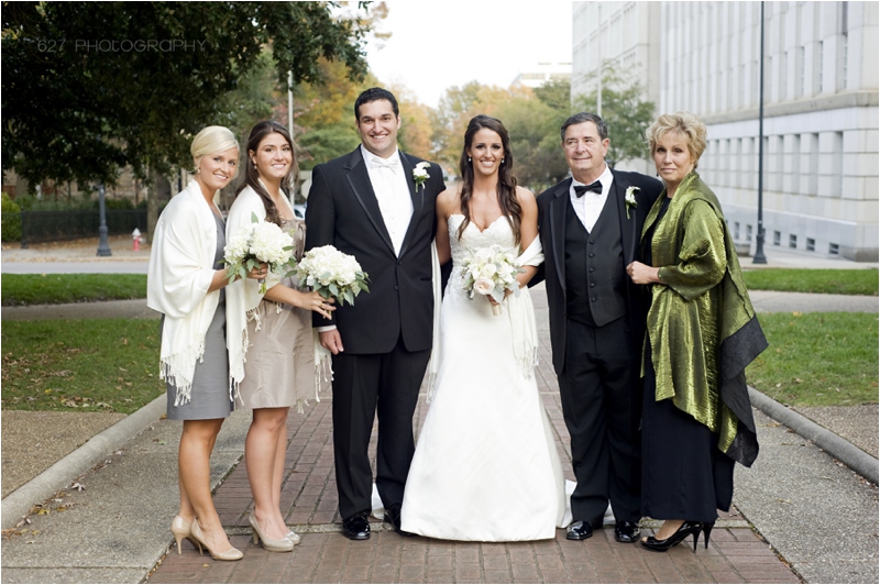 Modern-Chic-Wedding-Photos-in-Downtown-Raleigh-NC-005