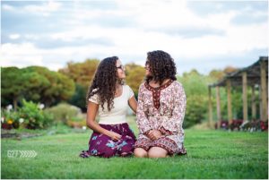 twin high school senior girls